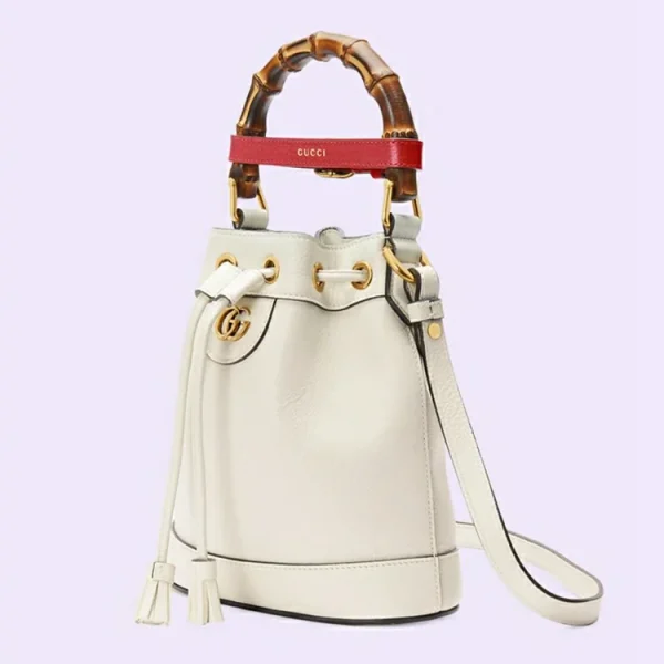 GUCCI Diana Mini Bucket Bag - Hvidt læder